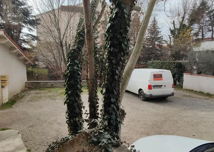 L Ephemere Escale *
